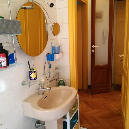 Confortevole In Viale Campania * Milán